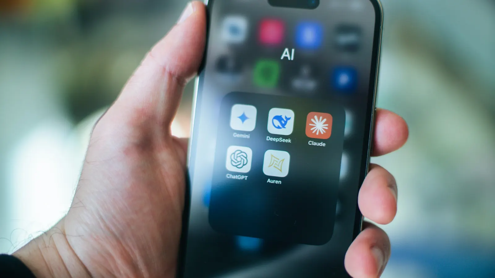 Essential Features Every Business Mobile App Needs in 2025